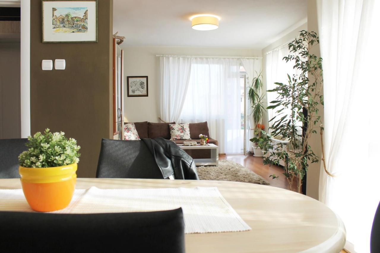 Sunny Day Apartment Pomorie Eksteriør billede