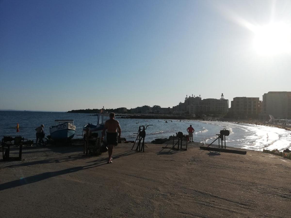 Sunny Day Apartment Pomorie Eksteriør billede